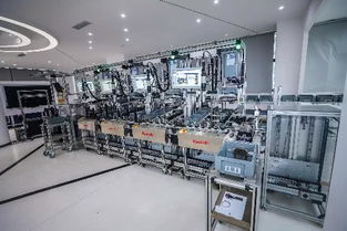 蓉城新经济再添翼 AI 5G概念园与西部最大安防研发基地领衔，199个重大项目集中启动